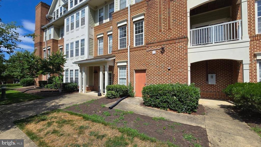 100 Edelen Station Place, La Plata, MD 20646