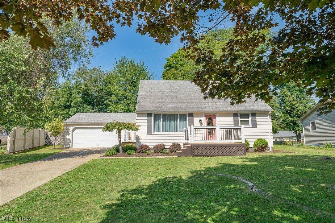 13 Sandy Drive, New Middletown, OH 44442