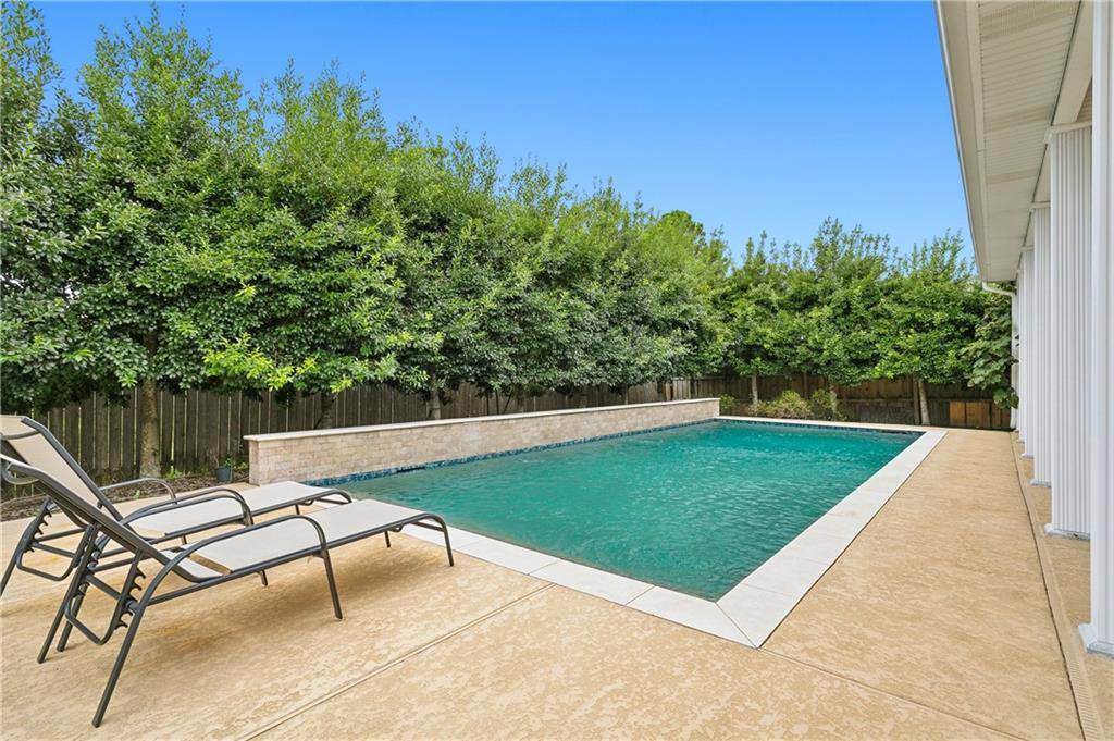 1011 Breckenridge Drive, Slidell, LA 70461