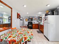 207 Bedford Place, Stephens City, VA 22655