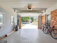 207 Bedford Place, Stephens City, VA 22655