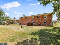 207 Bedford Place, Stephens City, VA 22655
