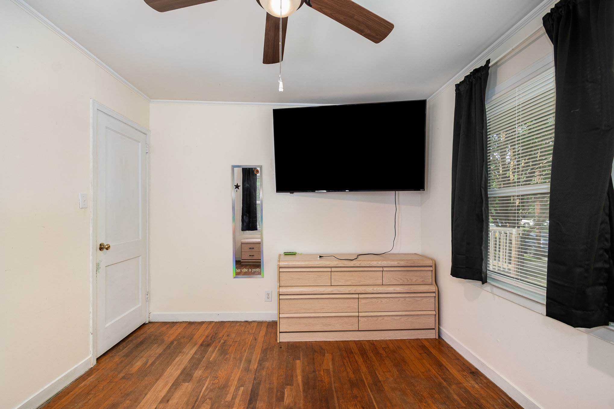 2210 Hubert St, Greensboro, NC 27403