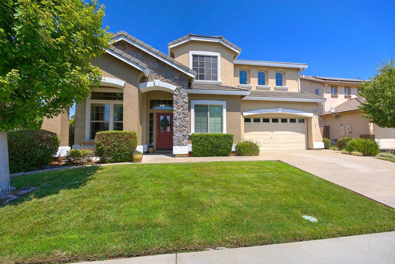 2880 Lincoln Airpark Drive, Lincoln, CA 95648