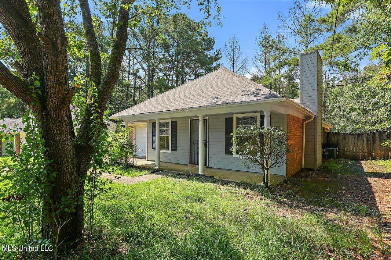 631 Edward Cove, Jackson, MS 39212