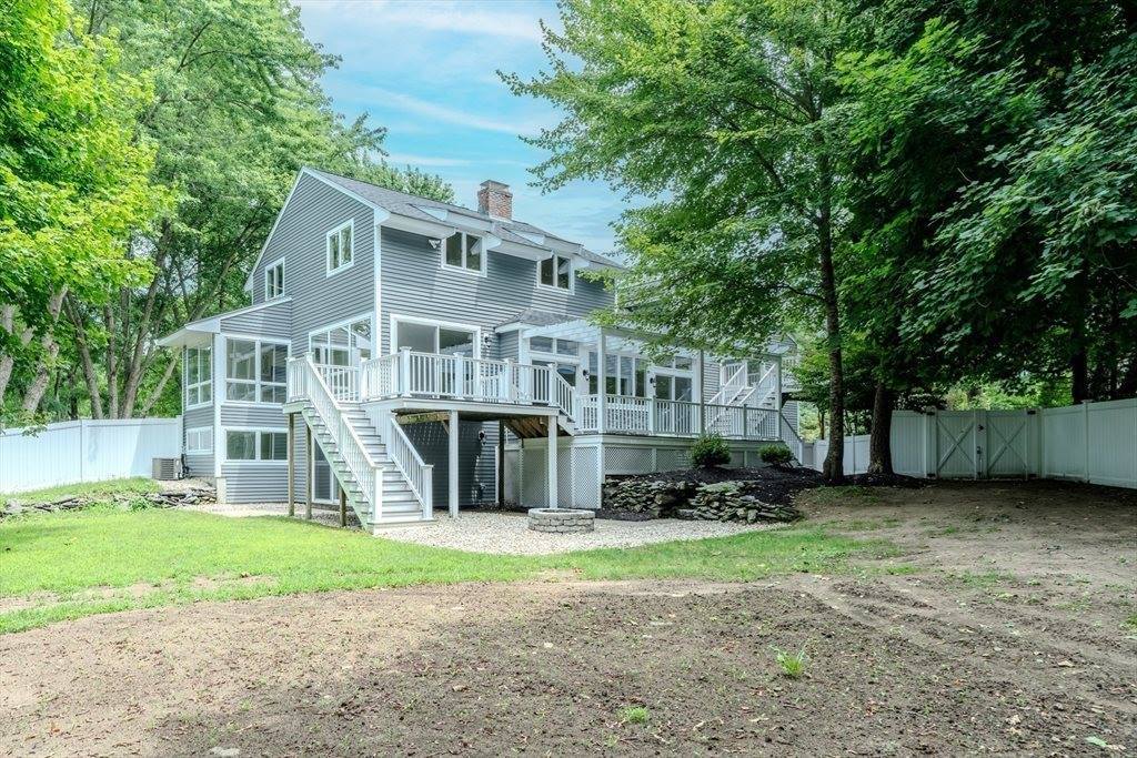 20 Charles St, Bridgewater, MA 02324