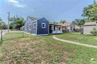 700 West Crawford Avenue, Salina, KS 67401