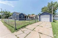 700 West Crawford Avenue, Salina, KS 67401