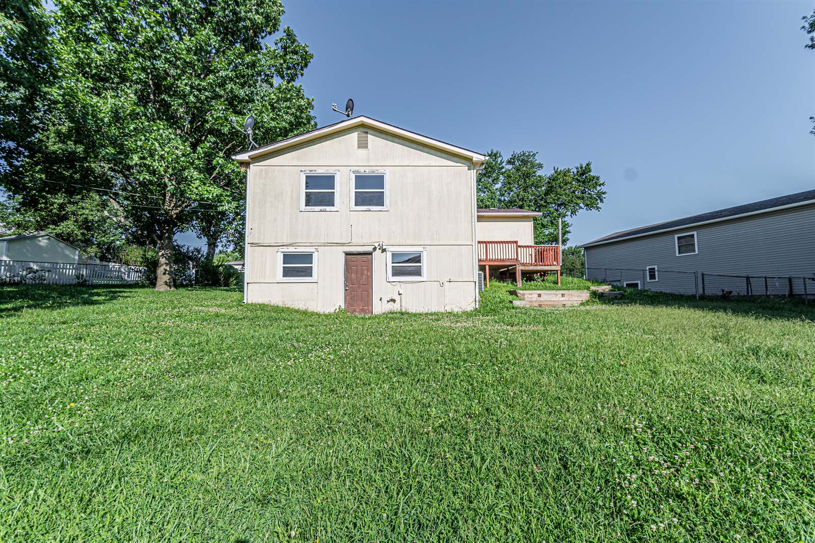 503 Mustang Drive, Ogden, KS 66517