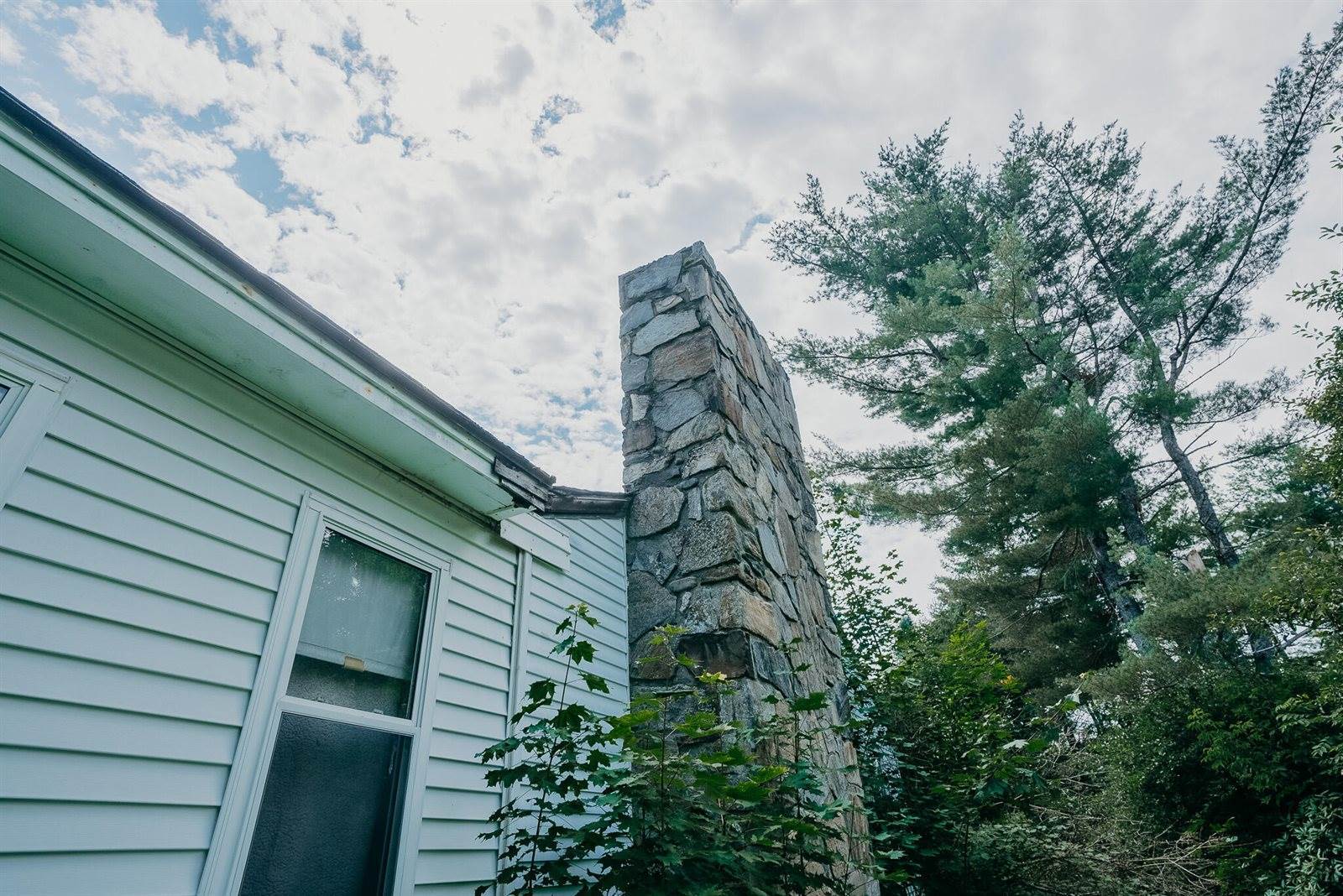 38 Vickery Lane, Unity, ME 04988