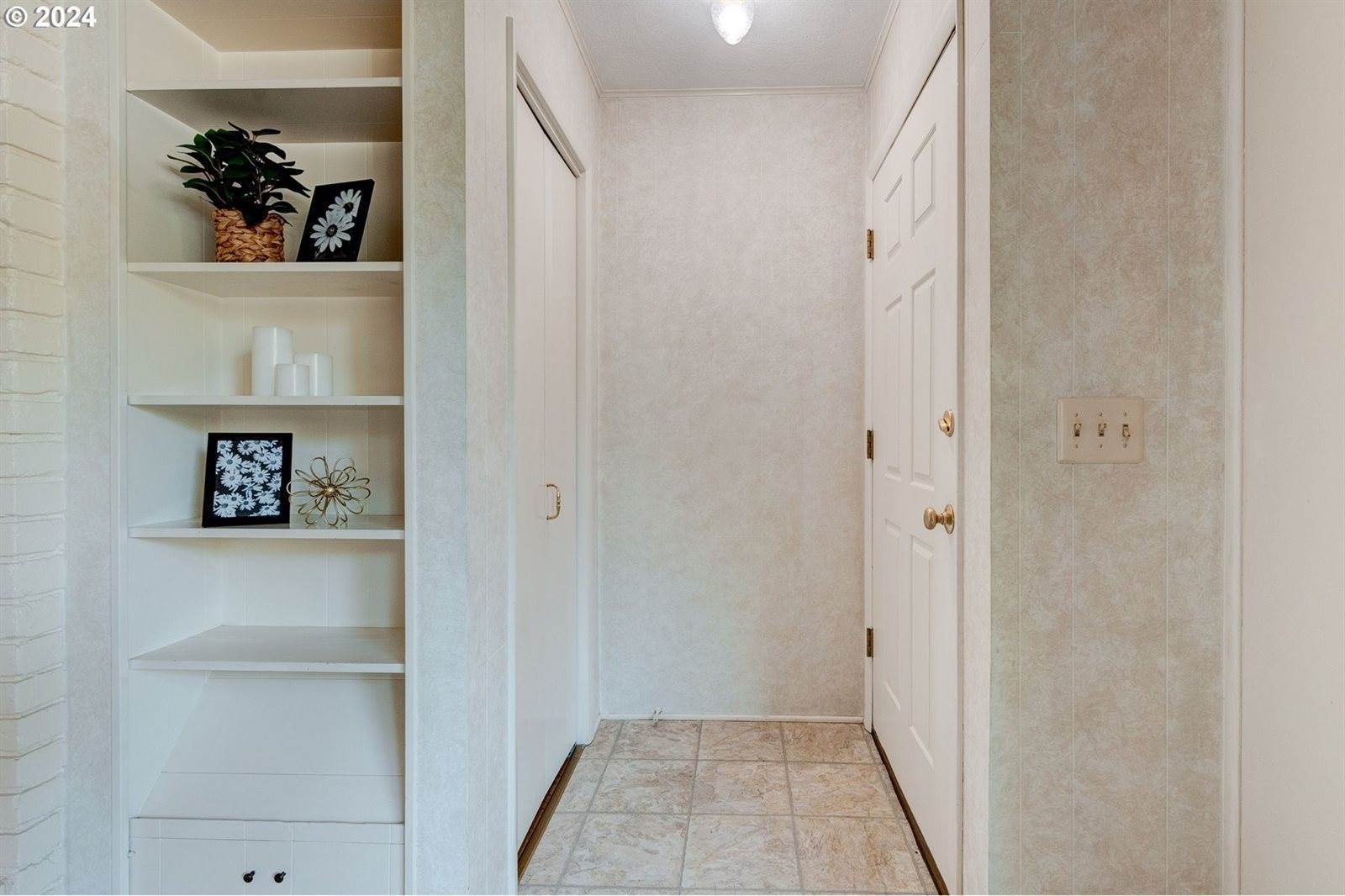 14201 NE Sacramento St, Portland, OR 97230