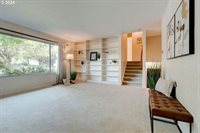 14201 NE Sacramento St, Portland, OR 97230