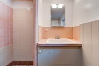 14201 NE Sacramento St, Portland, OR 97230