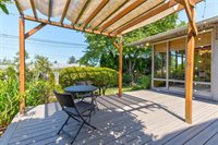 14201 NE Sacramento St, Portland, OR 97230