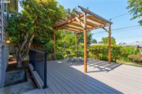 14201 NE Sacramento St, Portland, OR 97230