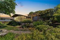 14201 NE Sacramento St, Portland, OR 97230