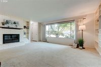 14201 NE Sacramento St, Portland, OR 97230