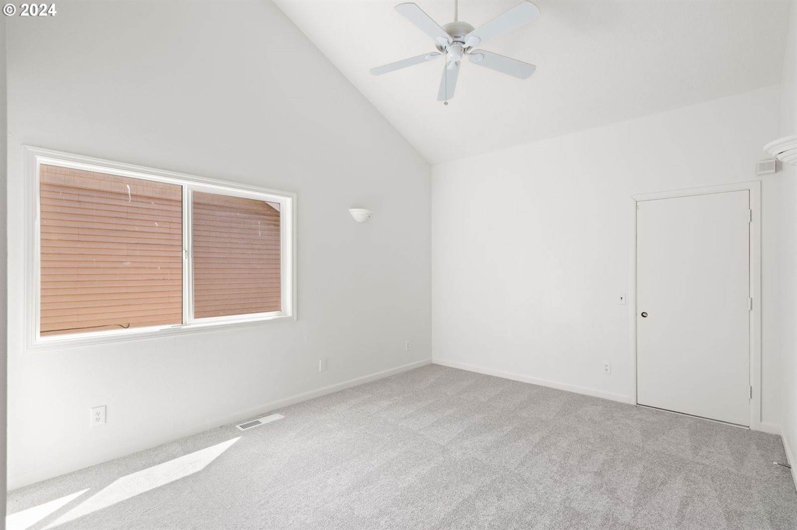 7162 SW Linette Way, Beaverton, OR 97007