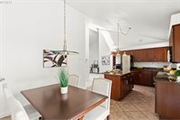 7162 SW Linette Way, Beaverton, OR 97007