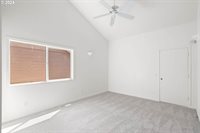 7162 SW Linette Way, Beaverton, OR 97007