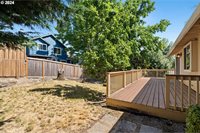 7162 SW Linette Way, Beaverton, OR 97007
