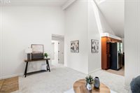 7162 SW Linette Way, Beaverton, OR 97007