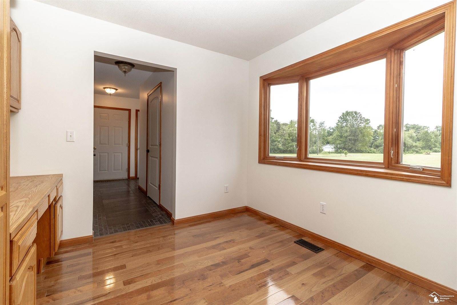 4986 Wells Road, Petersburg, MI 49270