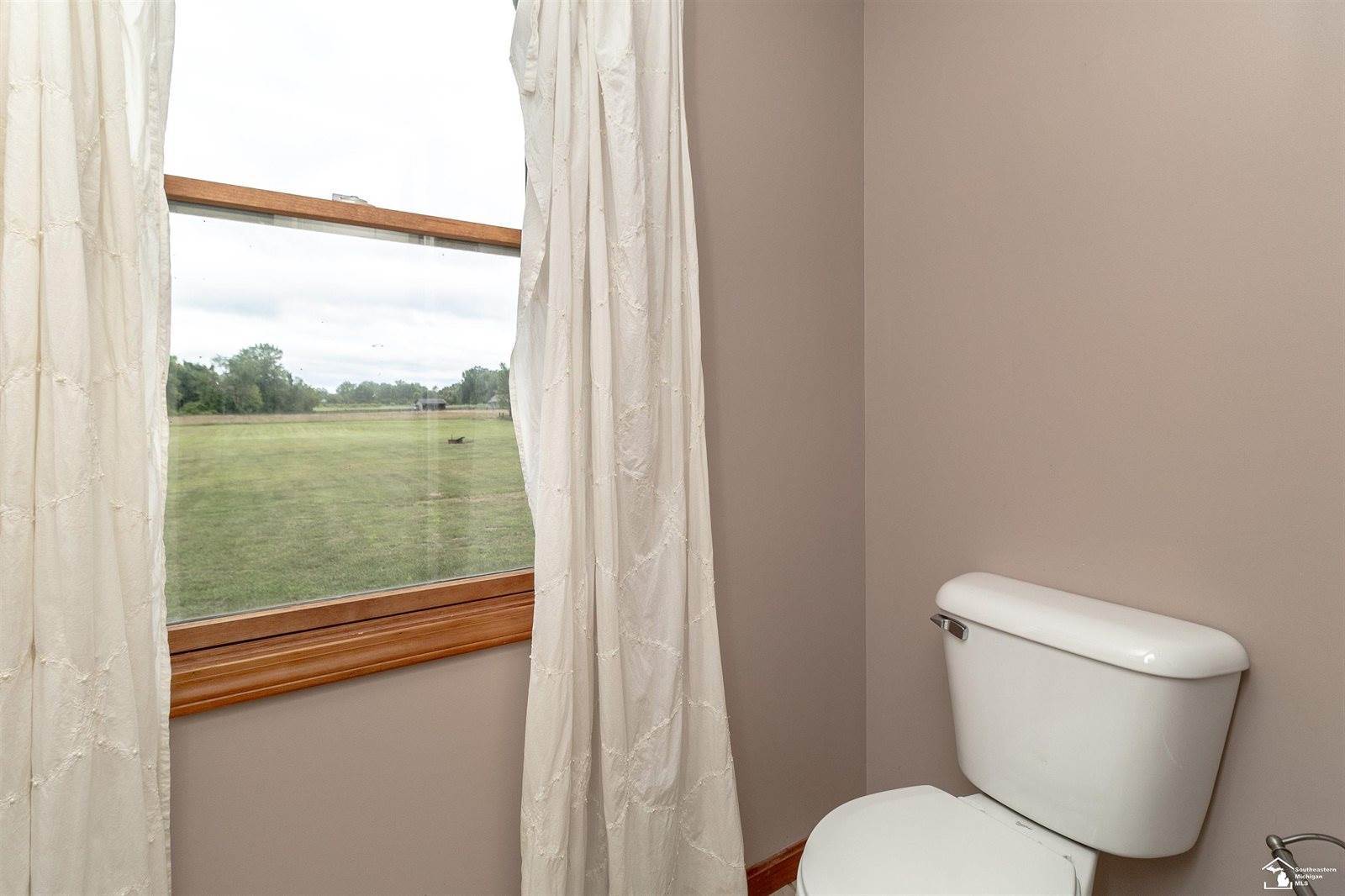 4986 Wells Road, Petersburg, MI 49270