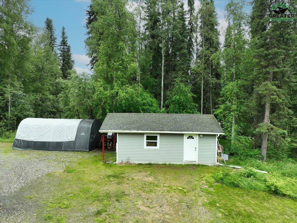 243 Pearl Drive, Fairbanks, AK 99712