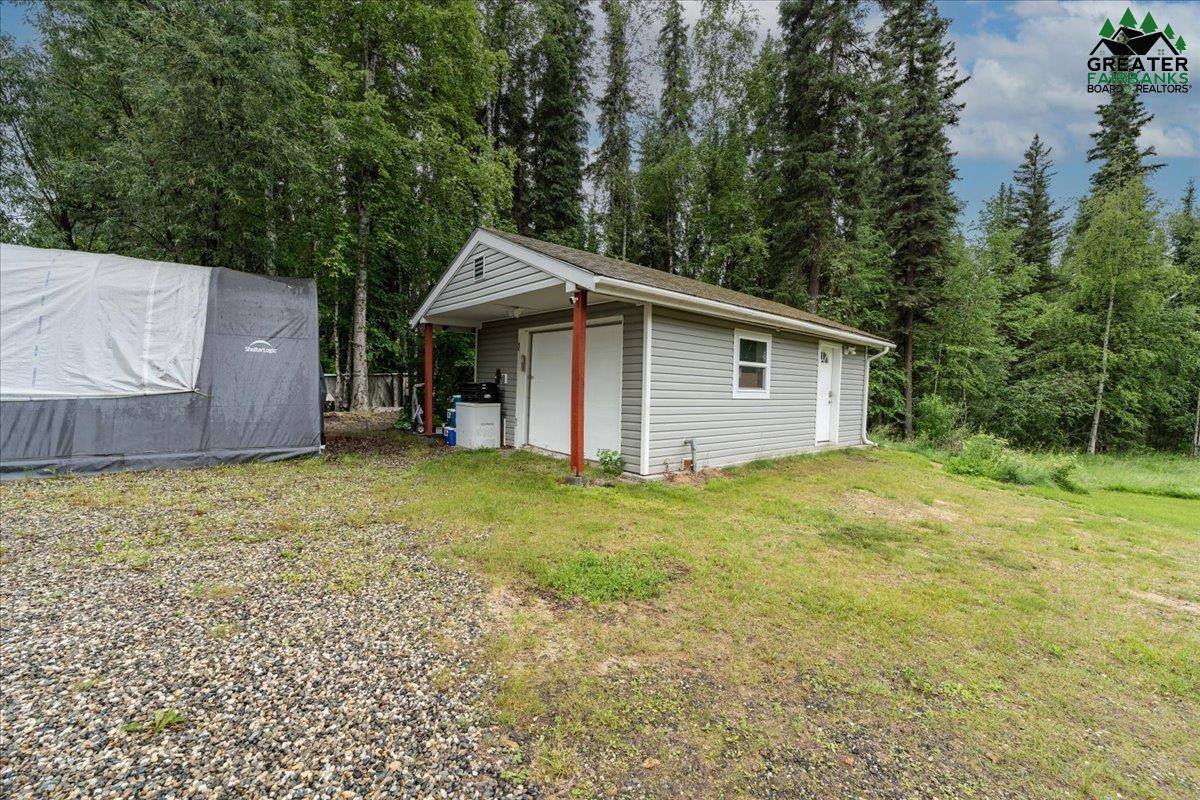 243 Pearl Drive, Fairbanks, AK 99712