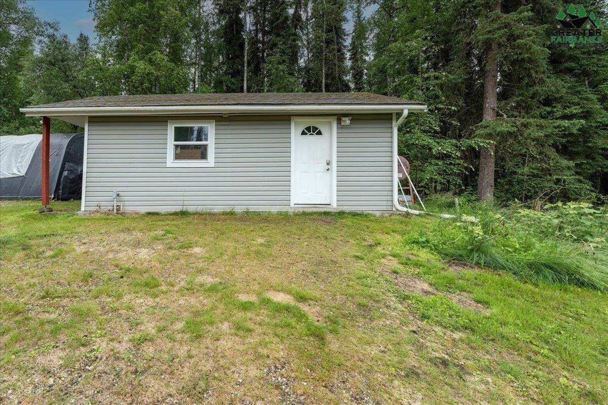 243 Pearl Drive, Fairbanks, AK 99712