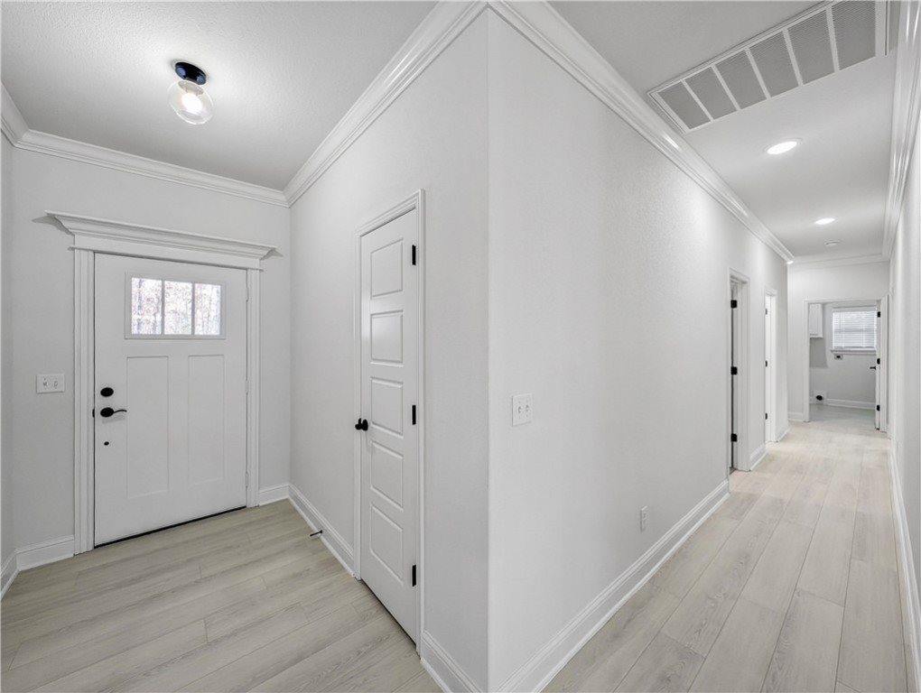 8 Kintyre Circle, Bella Vista, AR 72715