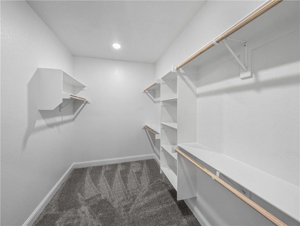 8 Kintyre Circle, Bella Vista, AR 72715