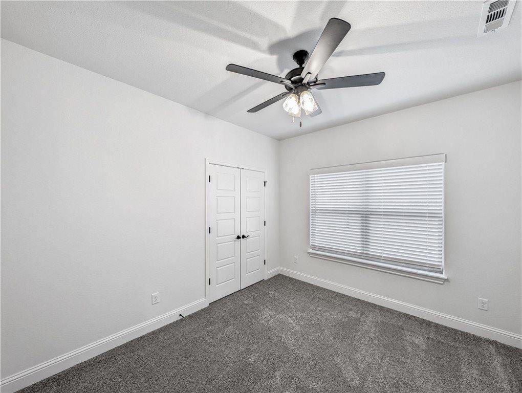 8 Kintyre Circle, Bella Vista, AR 72715