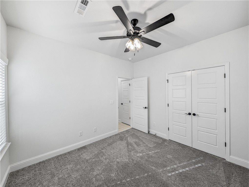 8 Kintyre Circle, Bella Vista, AR 72715