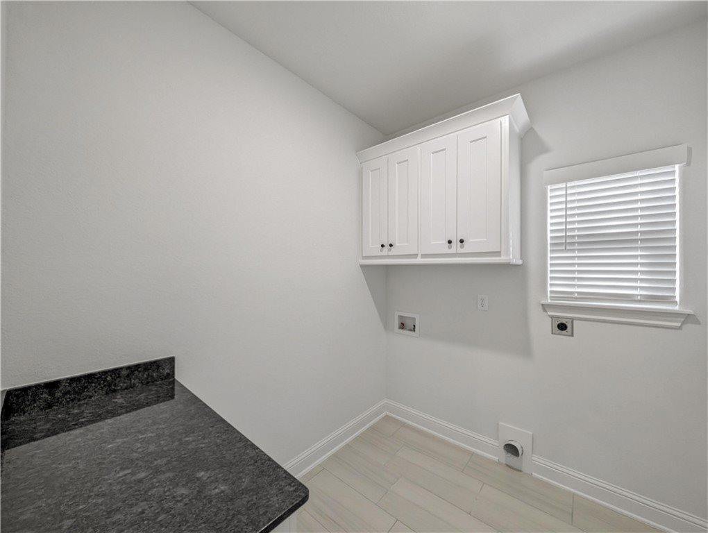 8 Kintyre Circle, Bella Vista, AR 72715