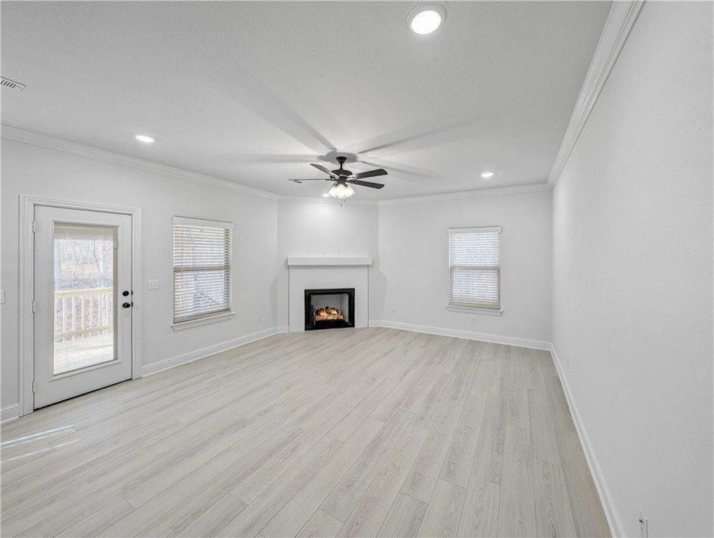 8 Kintyre Circle, Bella Vista, AR 72715