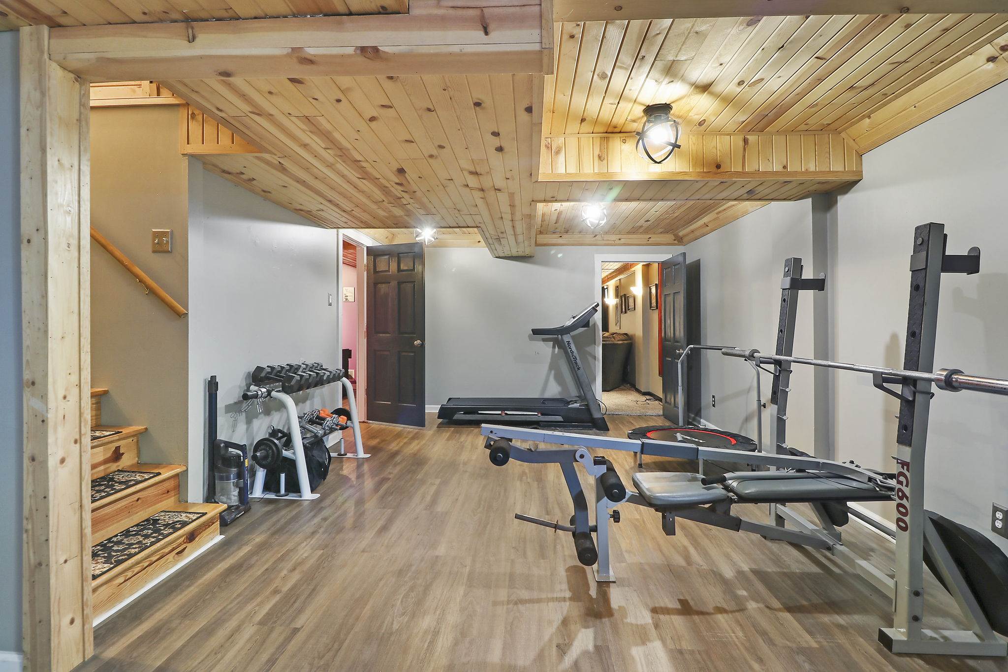 W1465 Sunset Dr, Bloomfield, WI 53147