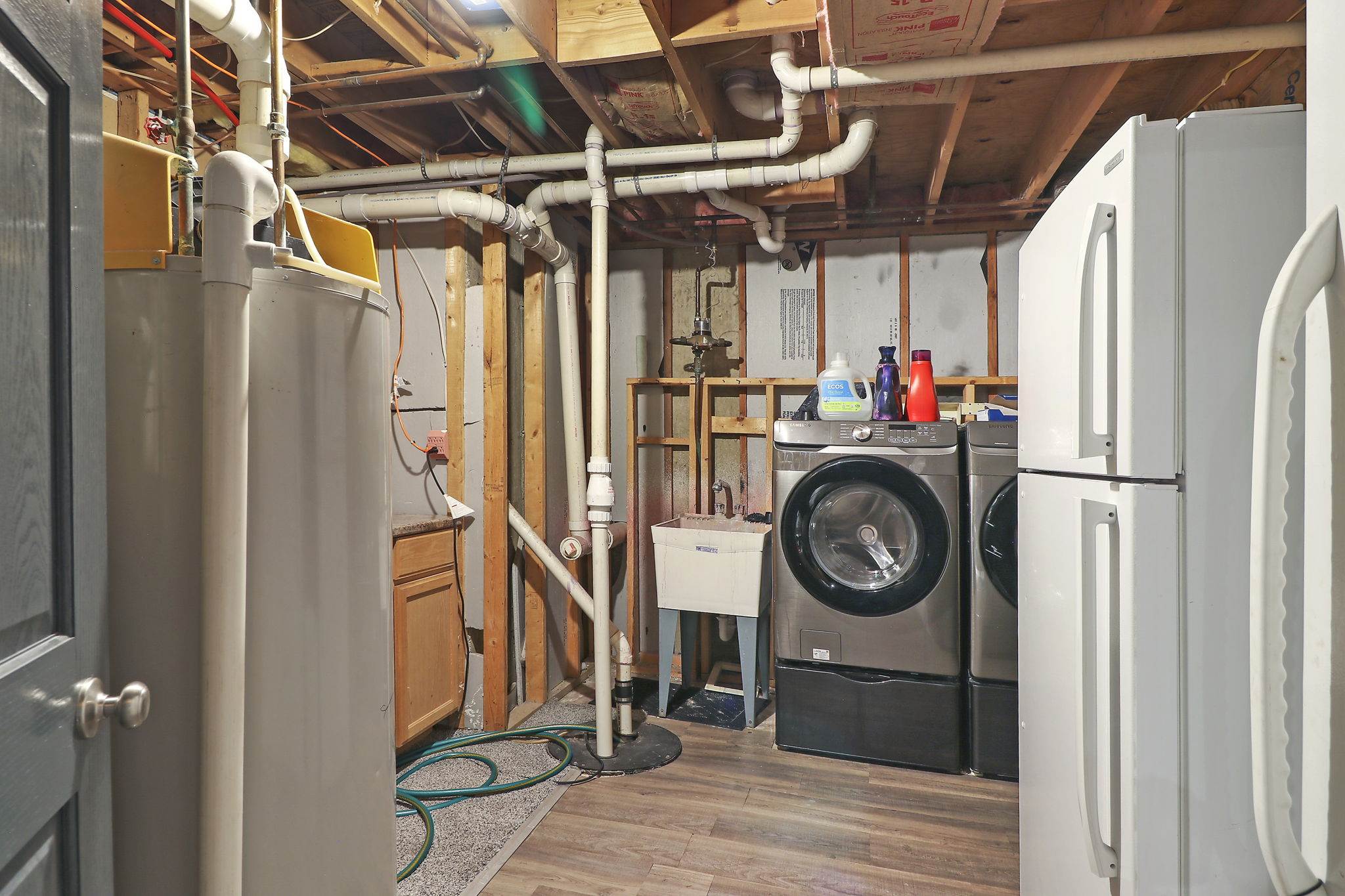 W1465 Sunset Dr, Bloomfield, WI 53147