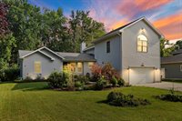 W1465 Sunset Dr, Bloomfield, WI 53147