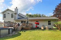 W1465 Sunset Dr, Bloomfield, WI 53147