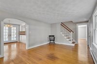 17 Beech Cir, Andover, MA 01810