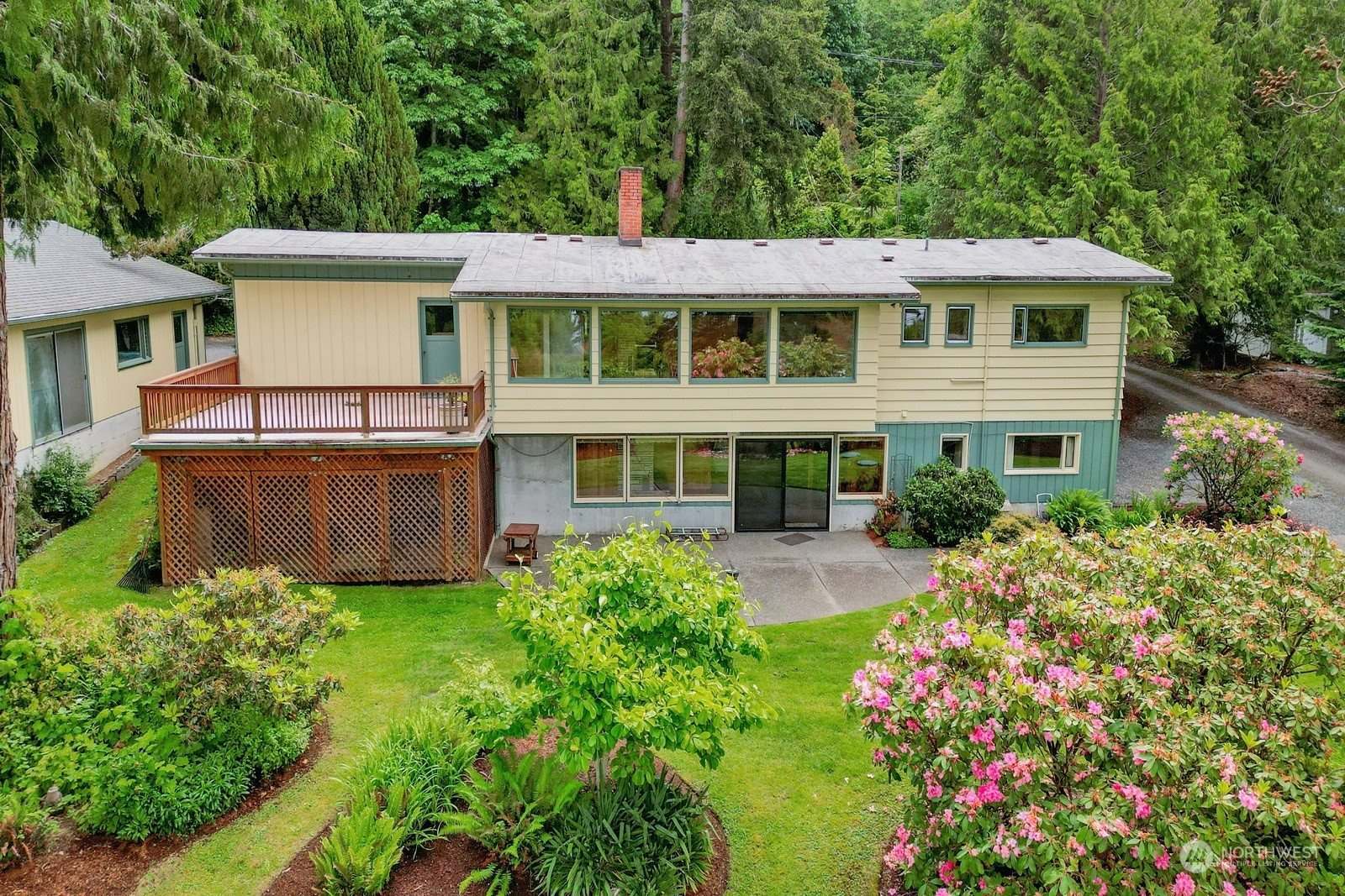 821 Chuckanut Drive, Bellingham, WA 98229