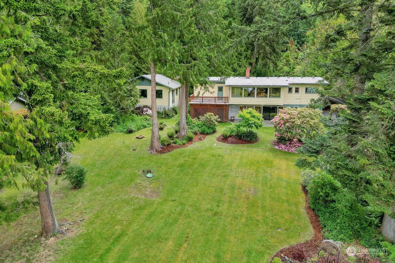 821 Chuckanut Drive, Bellingham, WA 98229