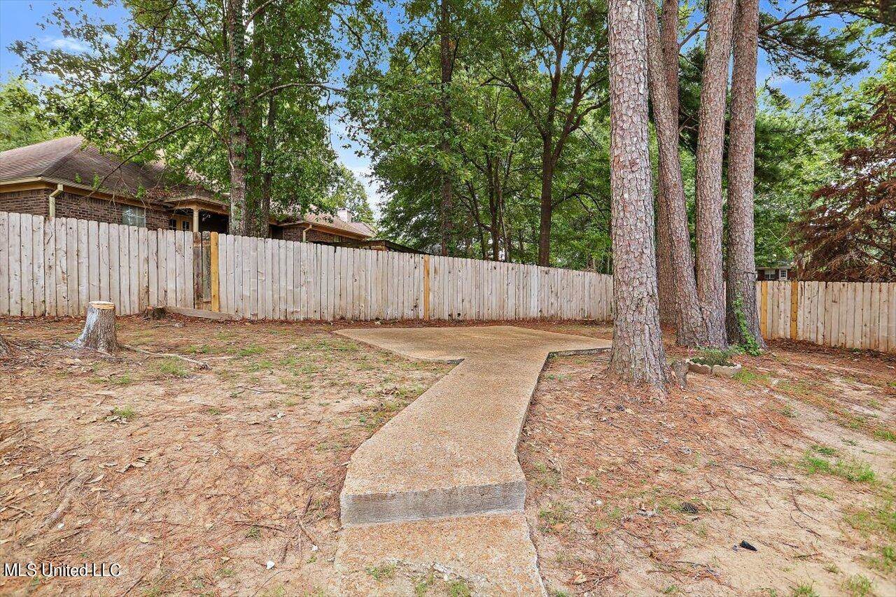 606 Windward Lane, Richland, MS 39218