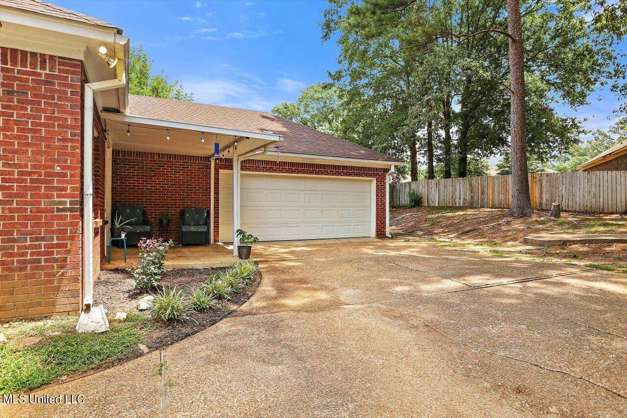 606 Windward Lane, Richland, MS 39218