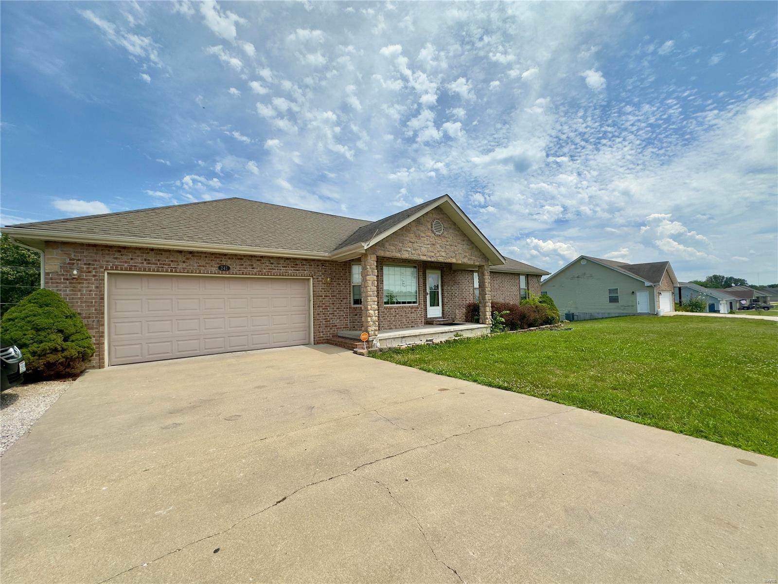 241 Zeigenbein Road, Saint Robert, MO 65584