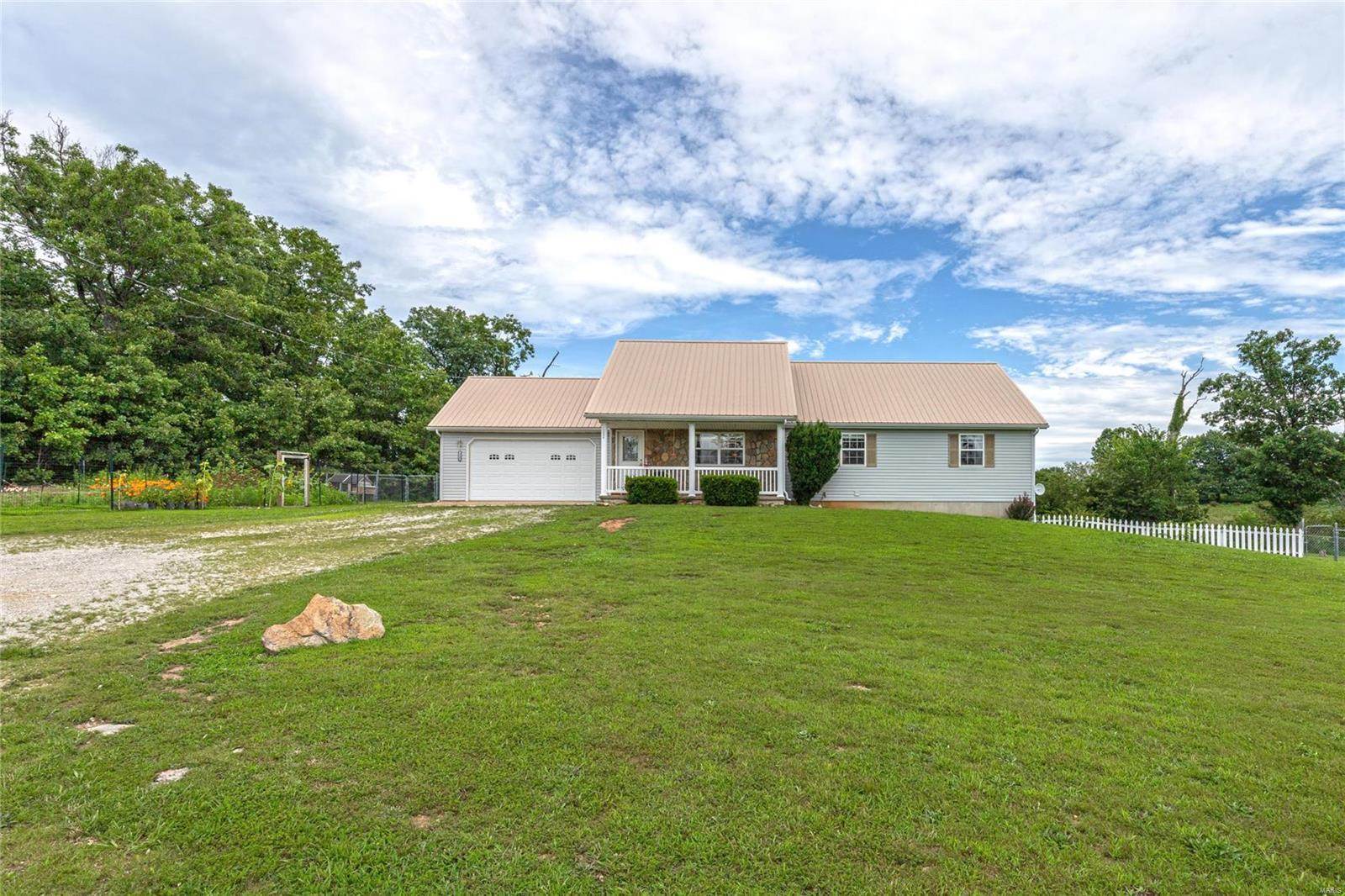 13996 Sherwood Lane, Plato, MO 65552