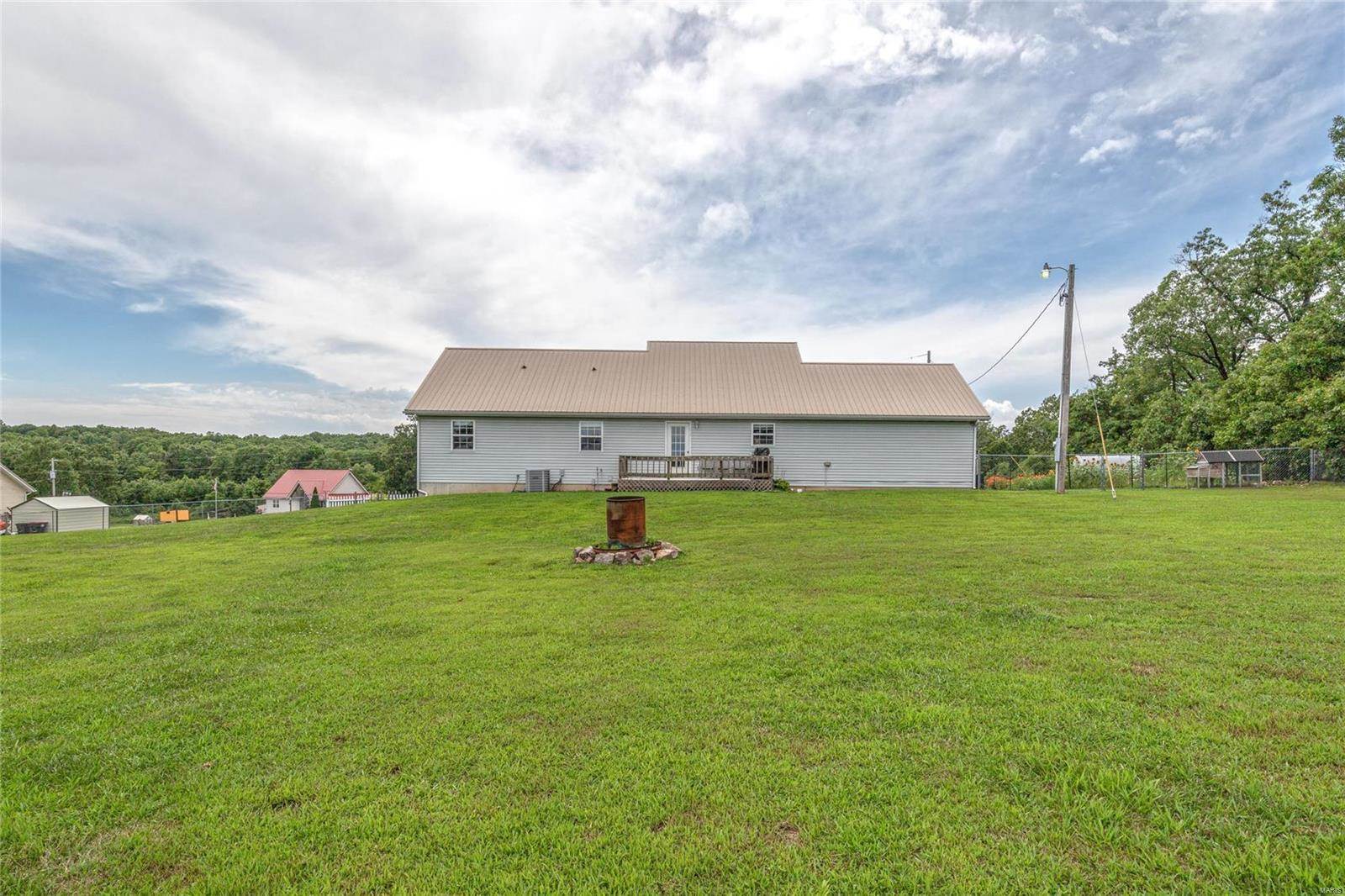 13996 Sherwood Lane, Plato, MO 65552