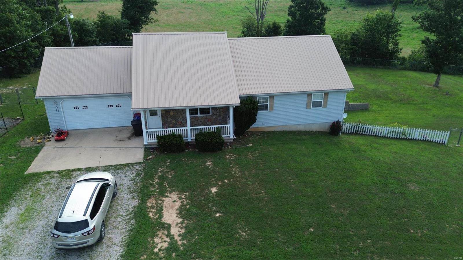 13996 Sherwood Lane, Plato, MO 65552